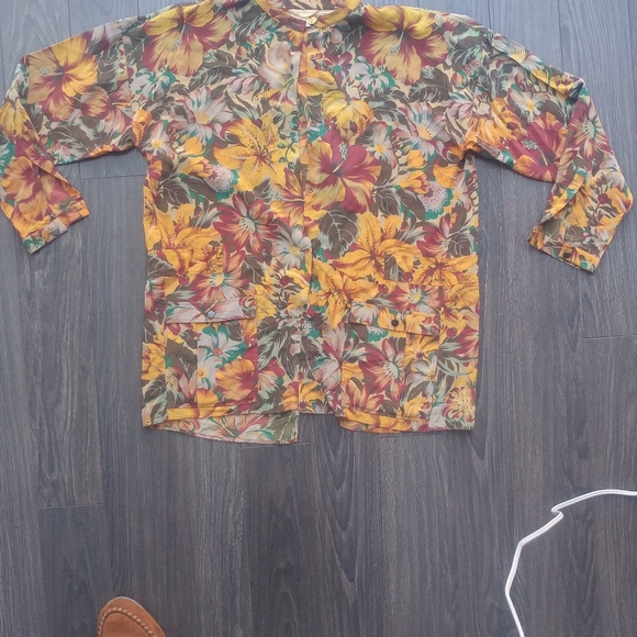 VINTAGE 80S GIANNI VERSACE SILK BLOUSE - Picture 2 of 7